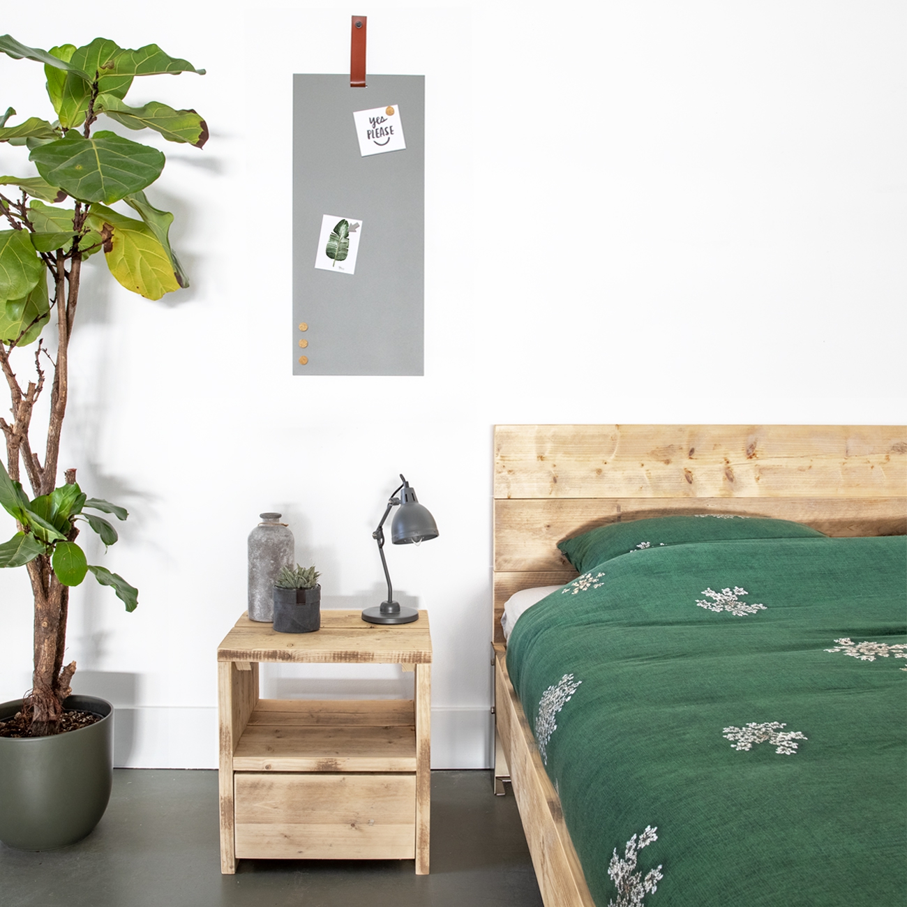 stoer steigerhout nachtkastje met lade stoer steigerhout nachtkastje met lade