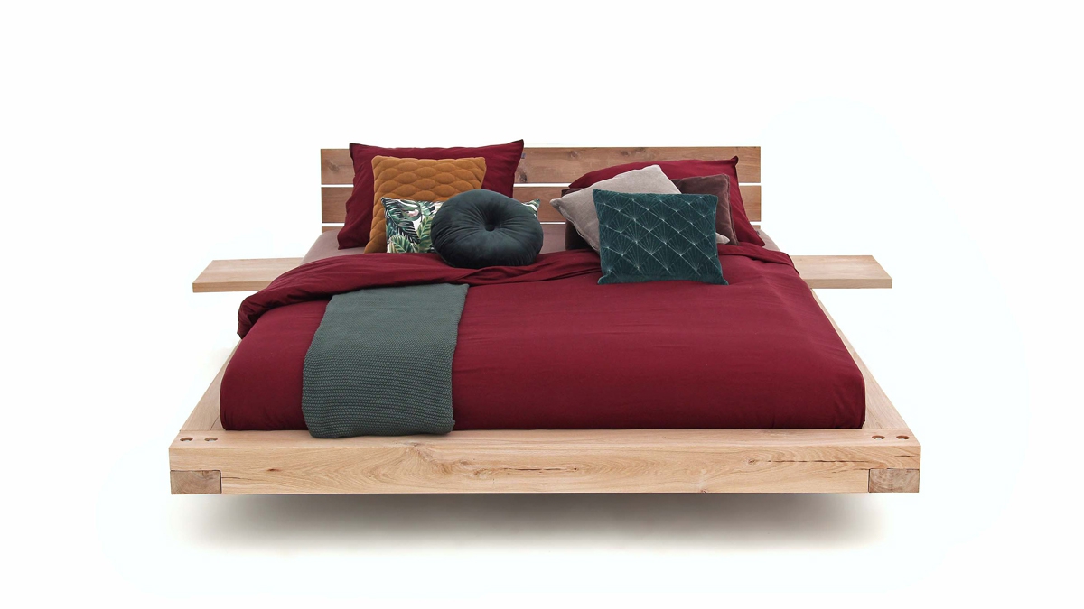 Tweepersoons eikenhouten balkenbed Tweepersoons eikenhouten balkenbed