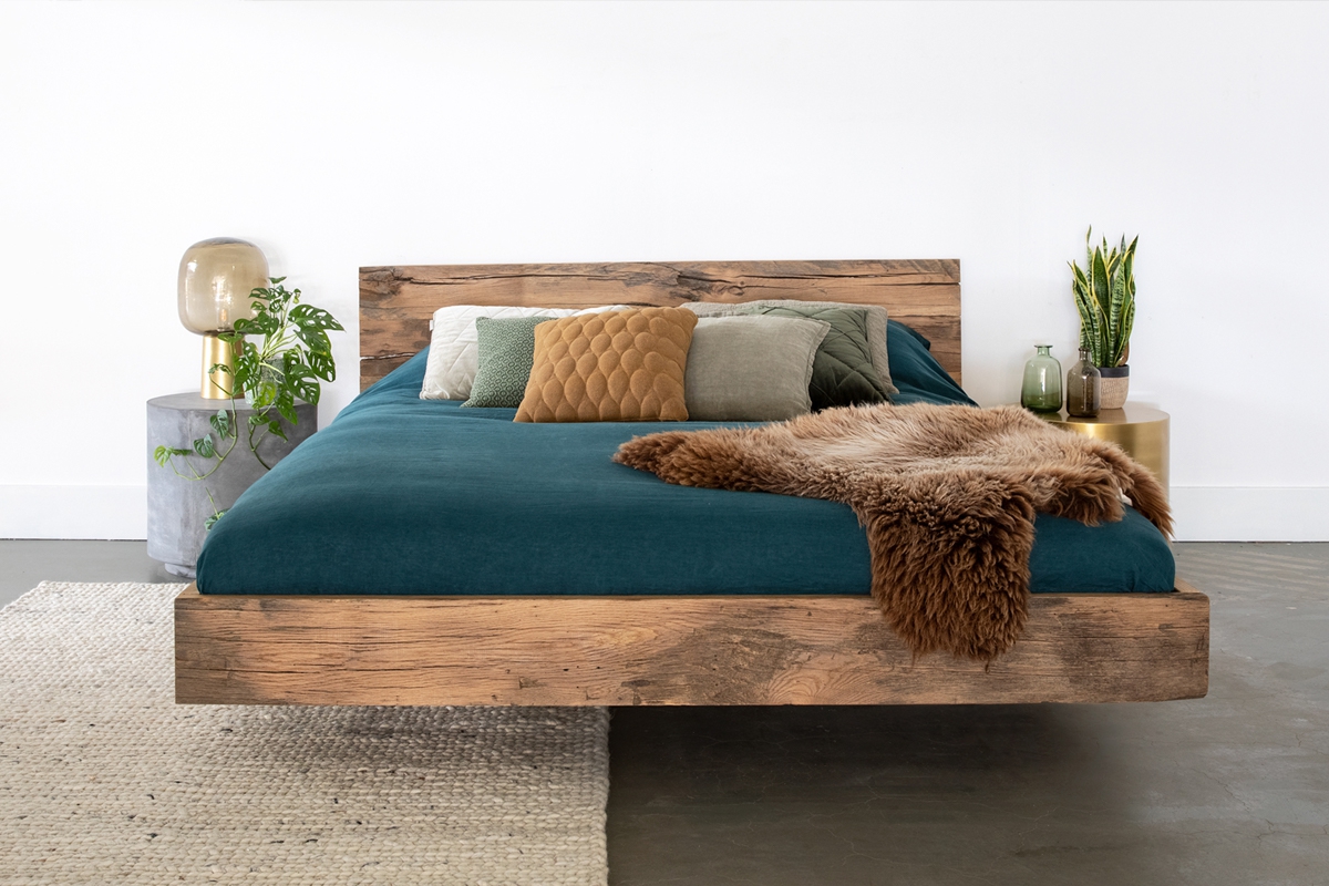 Zweven bed barnwood oud eiken Zweven bed barnwood oud eiken