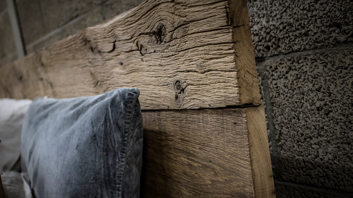 bed zwevend barnwood oud eiken hoofdbord bed zwevend barnwood oud eiken hoofdbord