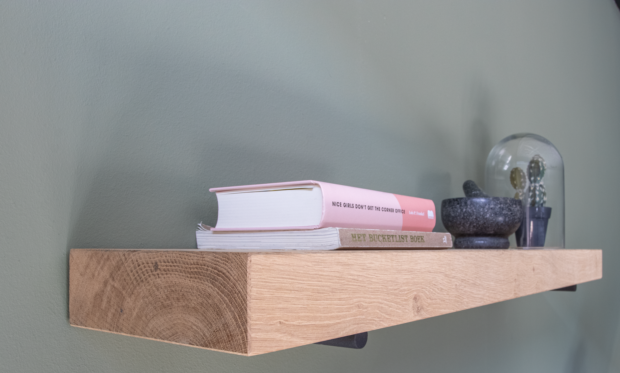 Wandplank Rustiek Eikenhout 6cm dik Wandplank Rustiek Eikenhout 6cm dik