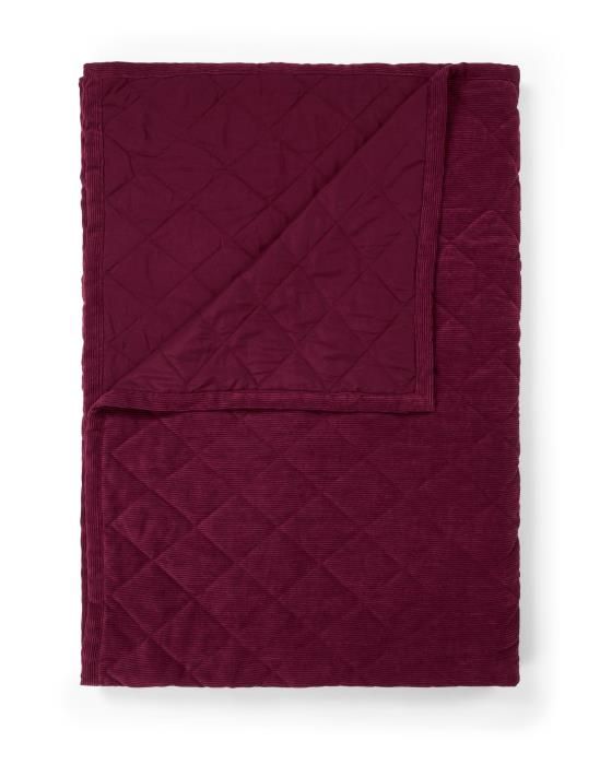 billie_quilt_cherry_401527_492_122_lr_pf1_p Productafbeelding essenza billie cherry sprei
