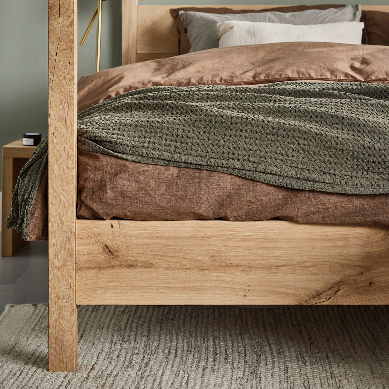 Massief eiken hemelbed detail